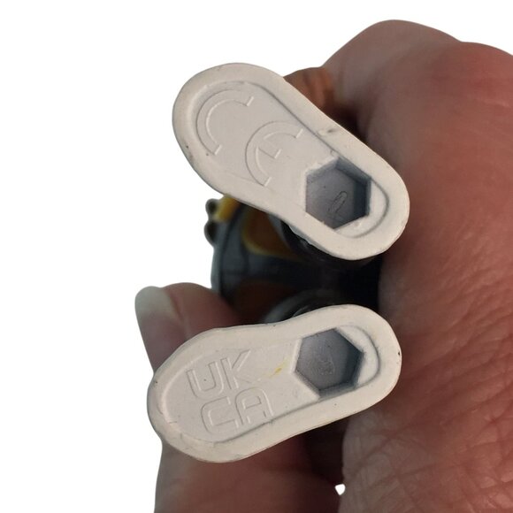 Teenage Mutant Ninja Turtles Mutant Mayhem April O'Neil Figure 4 inch - Picture 5 of 7